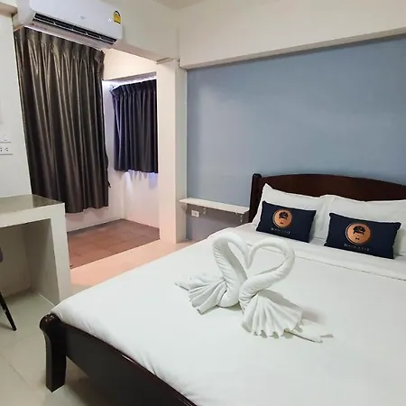 RoomQuest Suvarnabhumi Ladkrabang 42 Bangkok Bagian luar foto