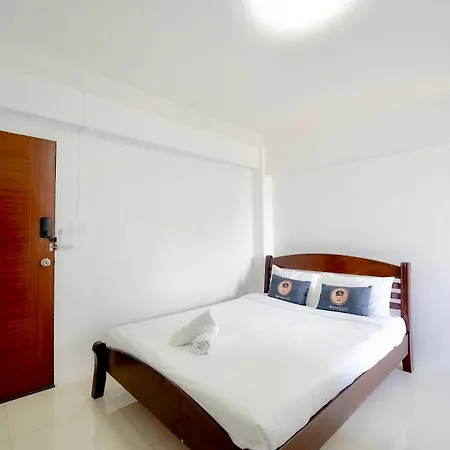 RoomQuest Suvarnabhumi Ladkrabang 42 Bangkok Bagian luar foto